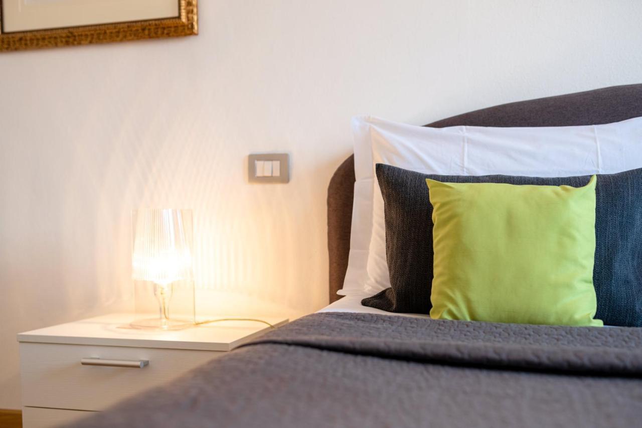 Luxury Flat In Town - Lucca City Center Екстер'єр фото